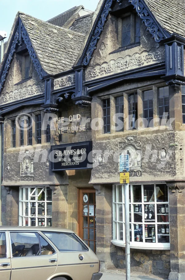 the old wine house high street banbury 1978 52152675335 o