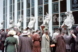 the queens beasts outside westminster abbey queens coronation 1953 52741420154 o