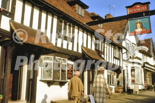 The Queen's Head, Pinner 1980s - Vintage photo