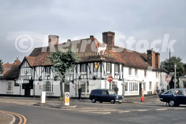 the white hart beaconsfield 1975 49138922013 o