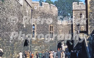 tower of london 1957 52273496229 o