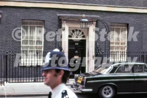 10 downing street london 1977 52741275300 o
