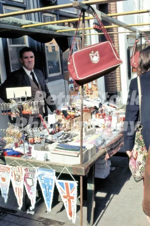 a london market 1973 52741358068 o