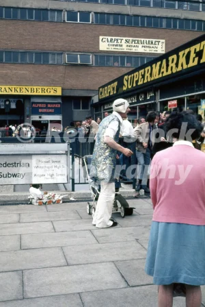 aldgate london 1972 36602376216 o