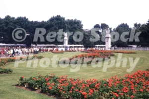 canada gate green park london 1971 30099854252 o