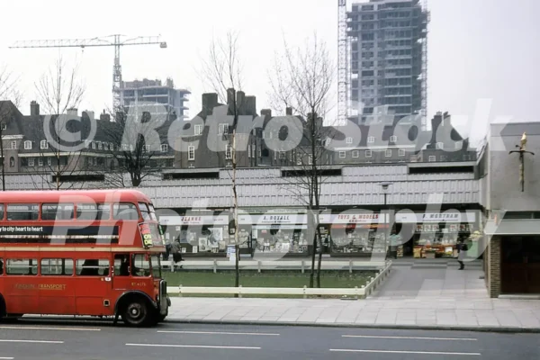 castle mead camberwell road london se5 c1965 52784322146 o