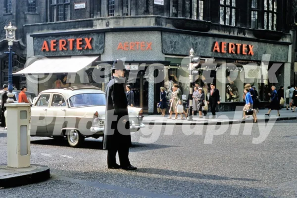 corner of oxford street and north audley street london 1960 52784706695 o