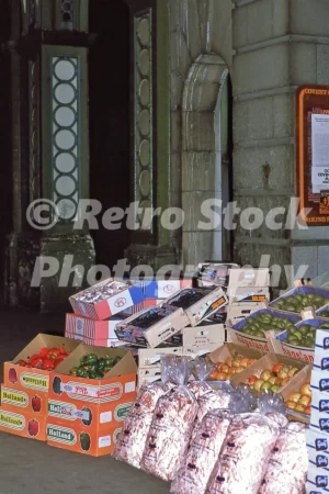 covent garden market london 1974 52018751362 o