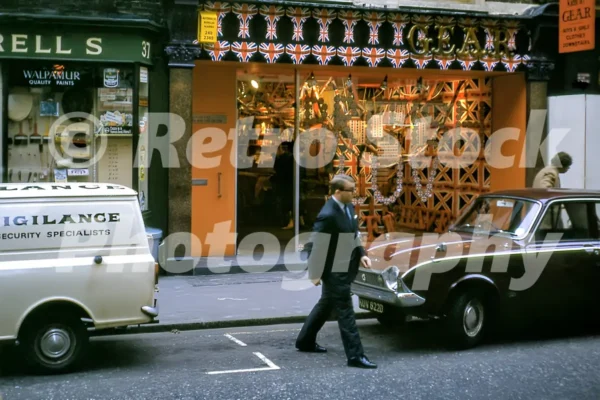gear boutique carnaby street london 1967 29748901057 o