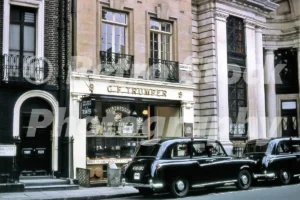 GF Trumper, 9 Curzon Steeet, London 1965
