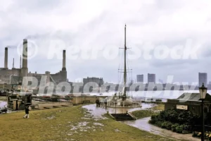 gipsy moth iv on display at greenwich london 1971 52740908571 o