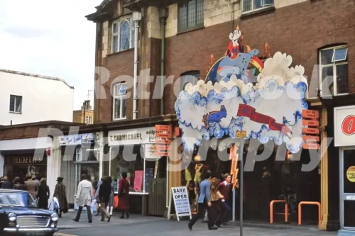 great gear trading company kings road london 1971 52157346622 o