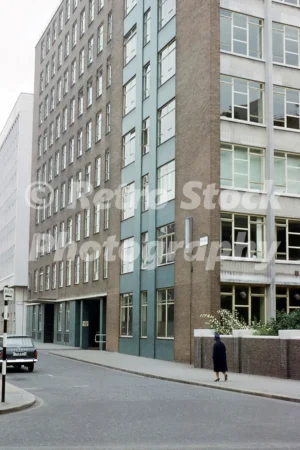 gresham street looking up noble street london 1965 29397057987 o
