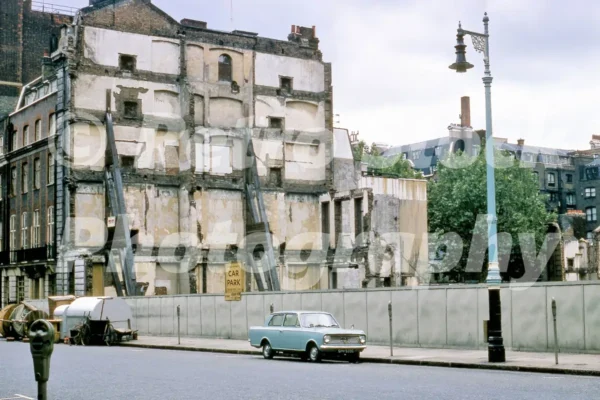 grosvenor square london 1965 52784262506 o