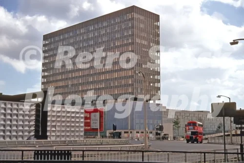 Hannibal House, Elephant & Castle 1968 - Vintage photo
