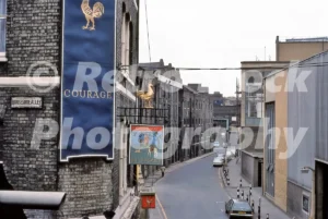 horseshoe alley bankside london 1976 52740852161 o