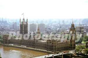 houses of parliament london 1971 39381034472 o
