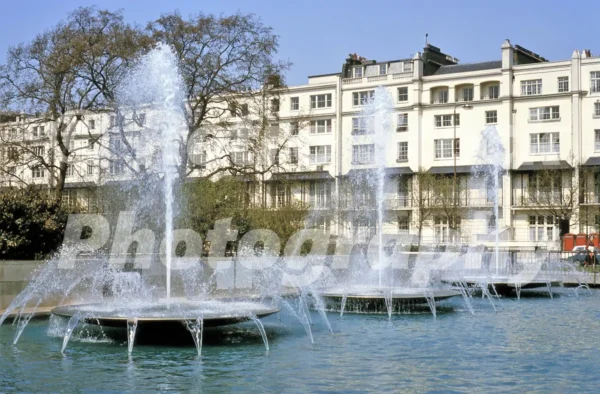 hyde park fountains marble arch london 1966 52784679123 o