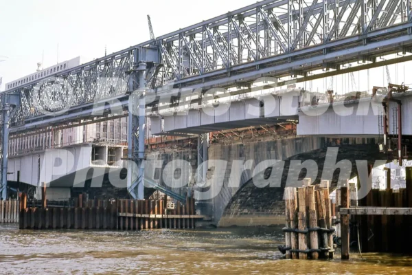 london bridge river thames 1969 52784458829 o
