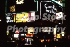 Piccadilly Circus, London 1977 - Vintage photo