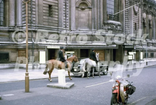 methodist central hall storeys gate london 1971 52741317000 o