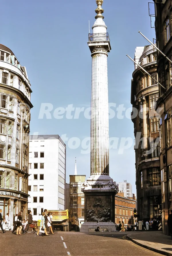 monument london 1969 52784539759 o