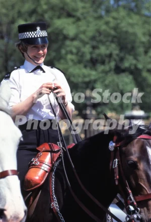 mounted police outside canada gate buckingham palace london 1977 52037391050 o