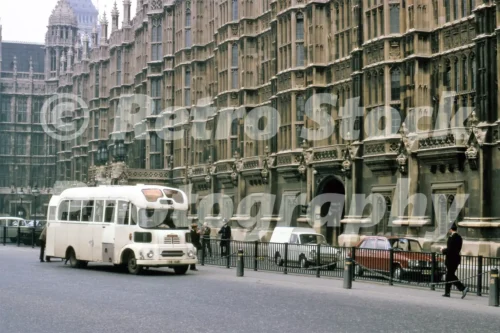 old palace yard parliament london 1973 52740895991 o