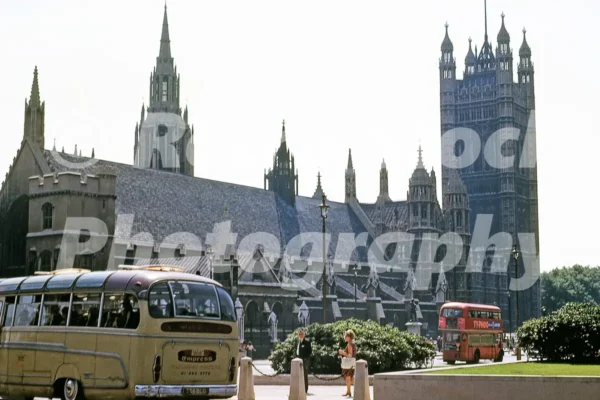 parliament square london 1969 33957065538 o