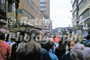 Petticoat Lane Market, London 1970 - Vintage photo