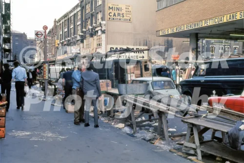 petticoat lane market middlesex street london 1972 52741127369 o