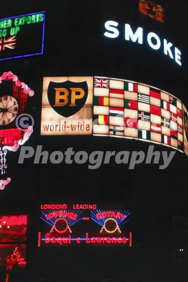 piccadilly circus london 1961 52784304096 o