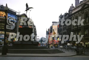 piccadilly circus london 1963 49171246492 o