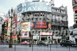 Piccadilly Circus, London 1966 - Vintage photo