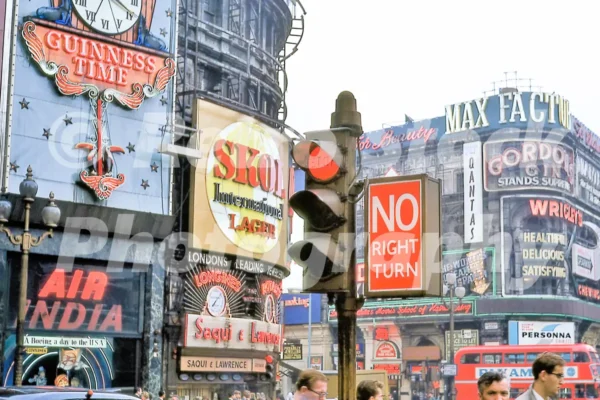 piccadilly circus london 1966 53425800854 o