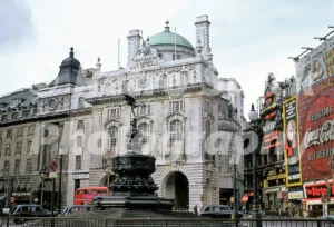 piccadilly circus london 1967 52784507089 o