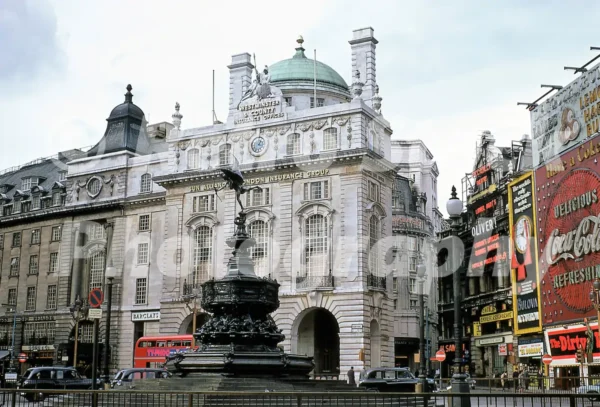 piccadilly circus london 1967 52784507089 o