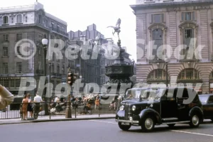 Piccadilly Circus, London 1967 - Vintage photo
