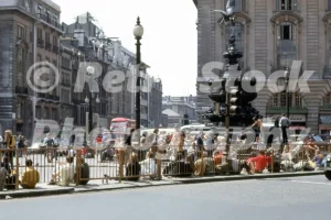 piccadilly circus london 1969 52784257681 o