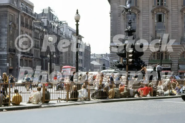 piccadilly circus london 1969 52784257681 o