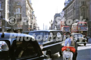 piccadilly circus london 1969 52784543629 o