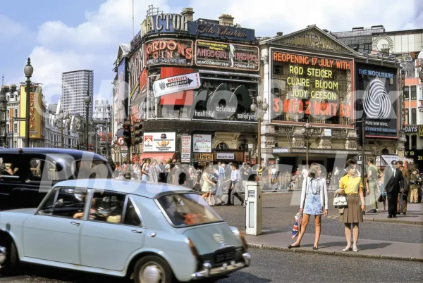 piccadilly circus london 1969 52784757198 o