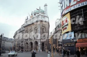 piccadilly circus london 1974 52741192454 o