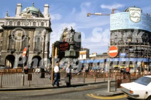 Piccadilly Circus, London 1977 - Vintage photo
