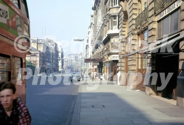 piccadilly london 1961 52784660080 o