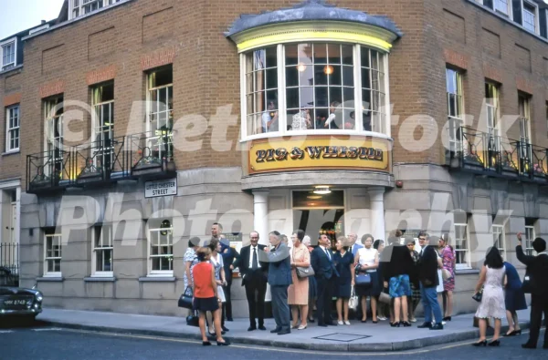pig whistle pub little chester street london 1969 52784715798 o