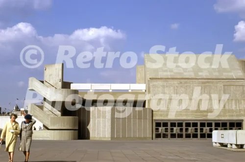 Queen Elizabeth Hall, London 1967 - Vintage photo