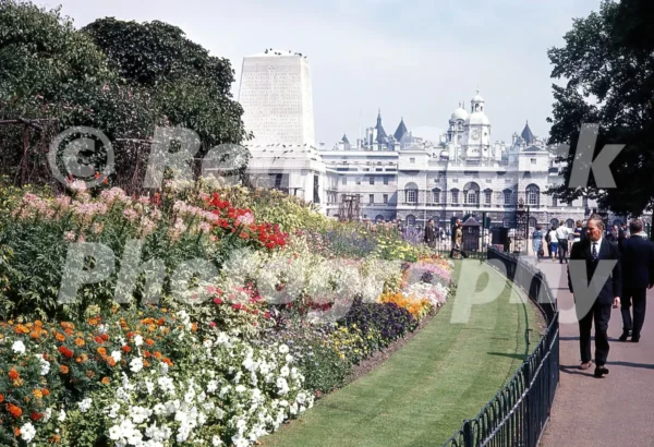 st jamess park london 1965 52784678748 o