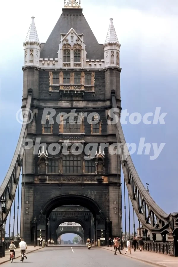tower bridge london 1962 1st july 52784309161 o
