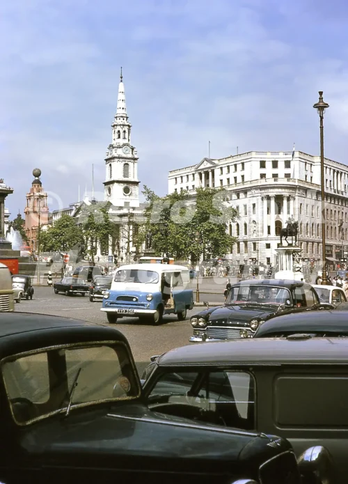 Trafalgar Square, London 1964 - Vintage photo